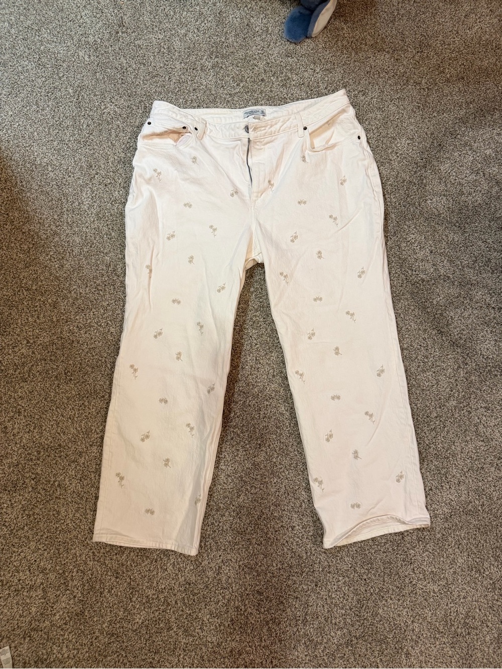Abercrombie & Fitch Light Pink Embroidered Boyfriend Jeans